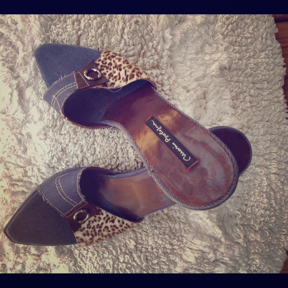 Denim sandals size 7 gold heels made in Italy